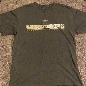 Vanderbilt university large men’s shirt